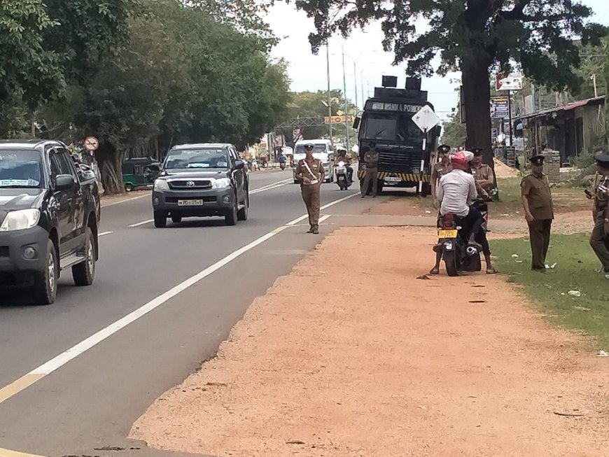 கிளிநொச்சியிலிருந்து முன்னெடுக்கப்பட்ட போராட்டத்தின் மீது நீர்த்தாரை பிரயோகம்